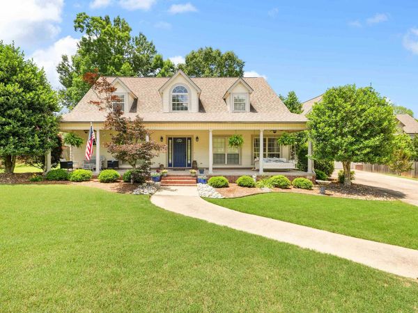 720 Miller Cove, Benton, AR 72019