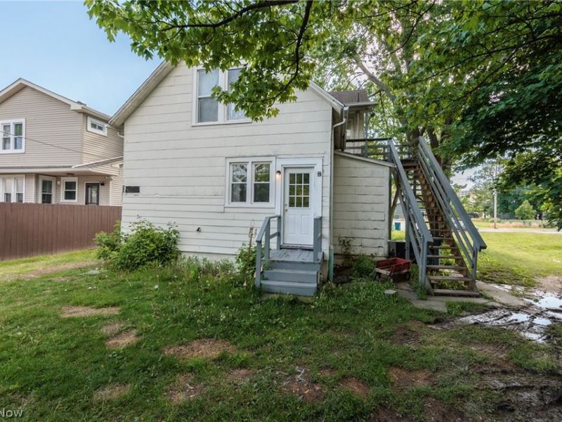 526-528 Hamilton Avenue , Lorain, OH 44052 Photo 4
