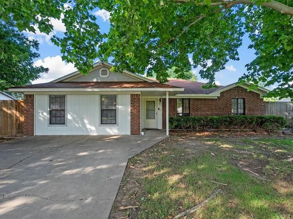 305 Elmwood Drive, Waco, TX 76712