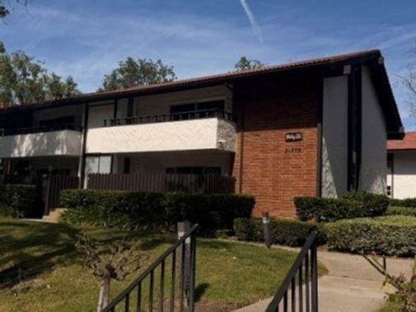 31579 Lindero Canyon Road, Unit 7, Westlake Village, CA 91361