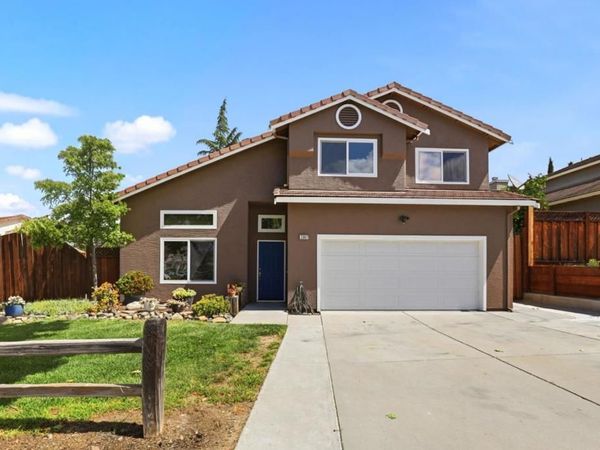 2661 Valley View Road, Hollister, CA 95023
