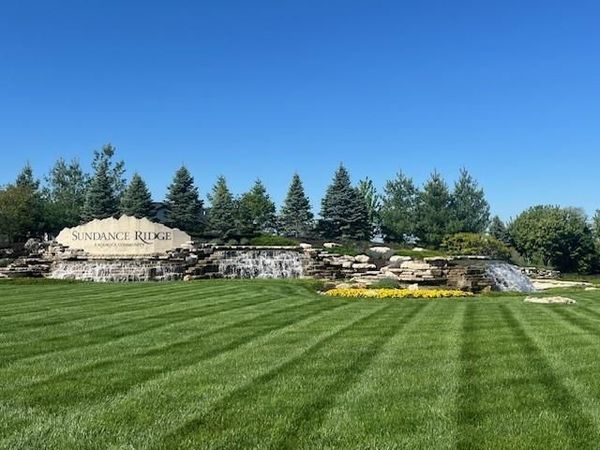 2831 W 175th Terrace, Overland Park, KS 66085