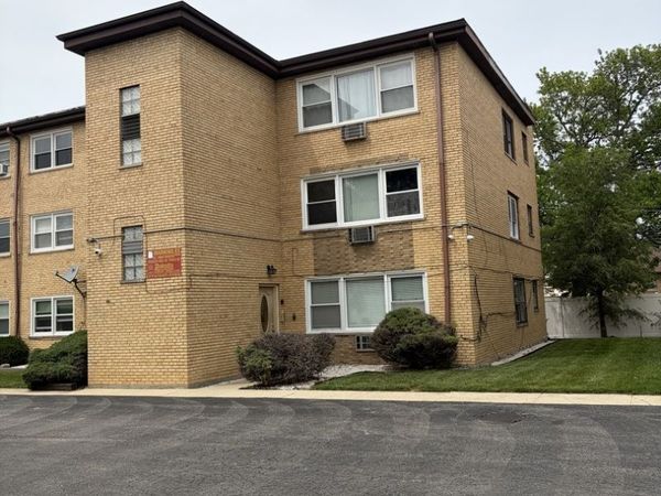 10739 S Pulaski Road , Unit 2d, Chicago, IL 60655