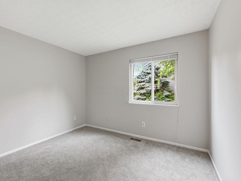 1681 Hale Court, Columbus, OH 43228 Photo 20