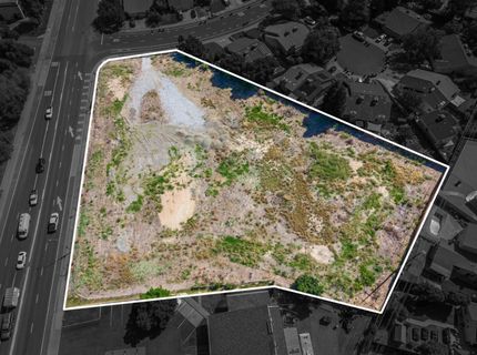 Roseville Rd, Sacramento, CA 95842 Photo