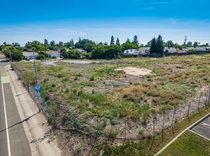 Roseville Rd, Sacramento, CA 95842 Photo