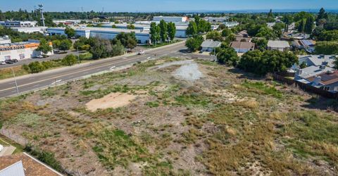 Roseville Rd, Sacramento, CA 95842 Photo