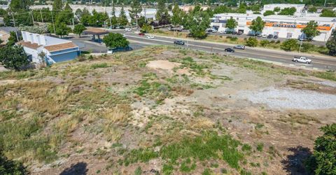 Roseville Rd, Sacramento, CA 95842 Photo
