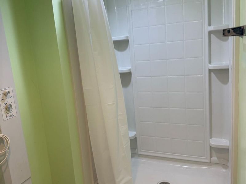 173 W Crest Drive, Reading, OH 45215 Photo 16