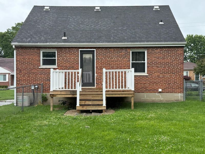 173 W Crest Drive, Reading, OH 45215 Photo 24