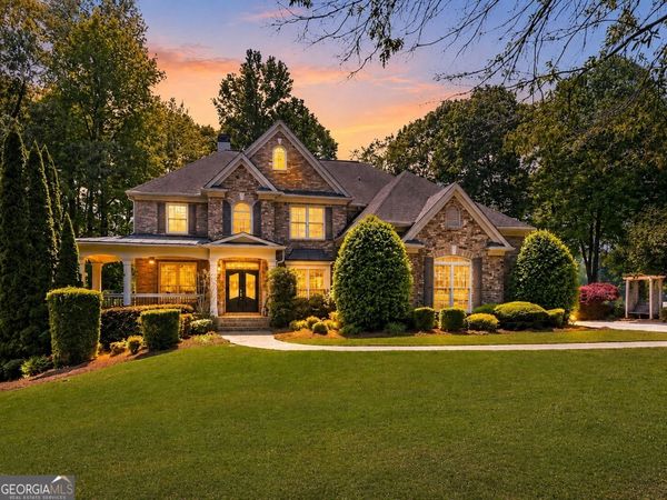 5640 Lake Oak Landing, Cumming, GA 30040