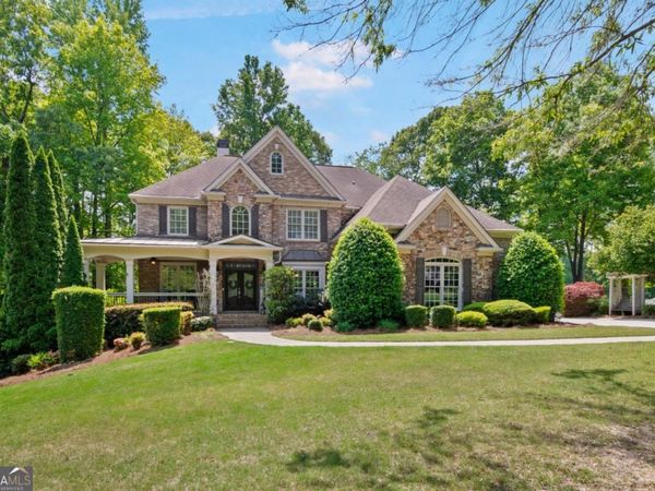 5640 Lake Oak Landing, Cumming, GA 30040