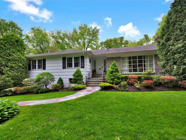 2 Bonnie Briar Lane , Larchmont, NY 10538