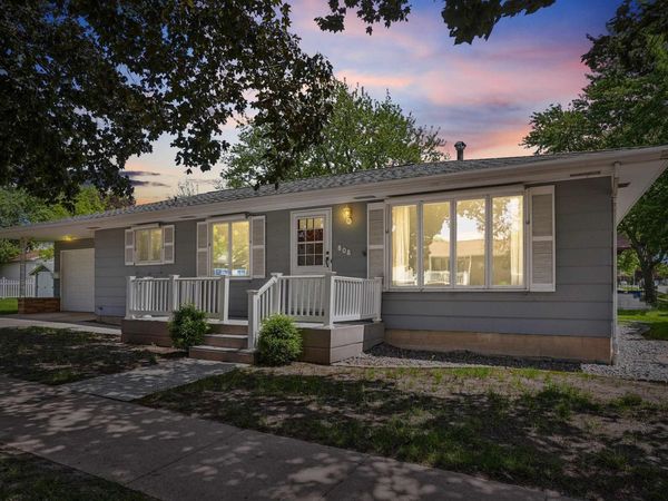 808 Frost Street, Grundy Center, IA 50638