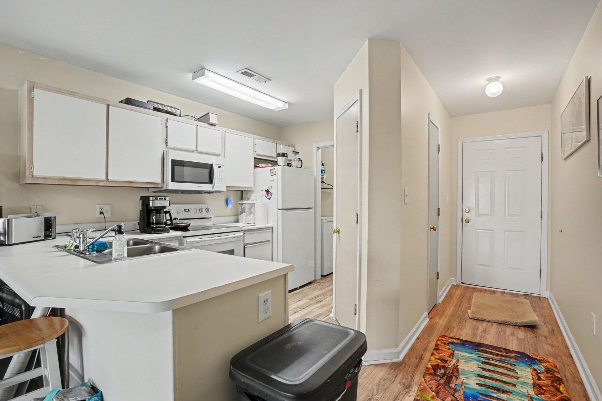 3960 Clay Pond Village Ln.  Photo 6