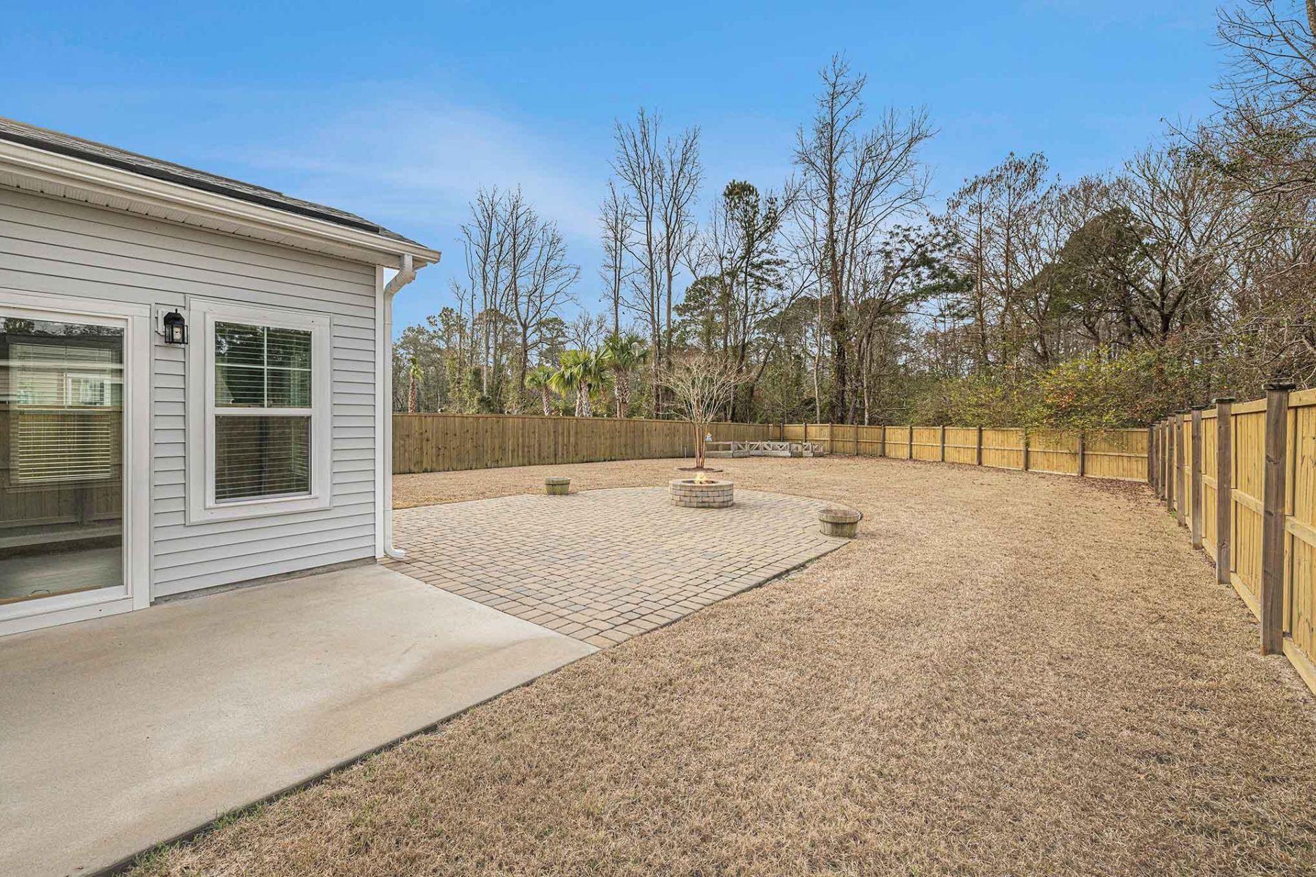 1602 Fishbone Drive Photo 4