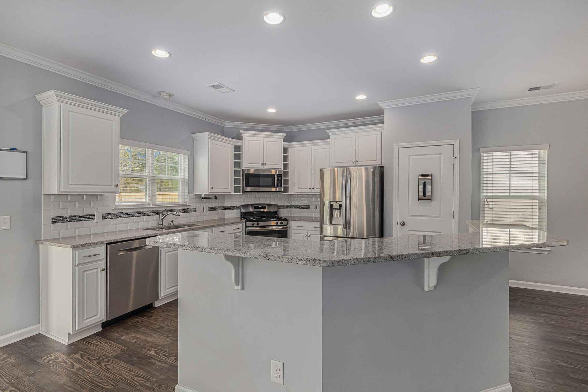 1602 Fishbone Drive Photo 7