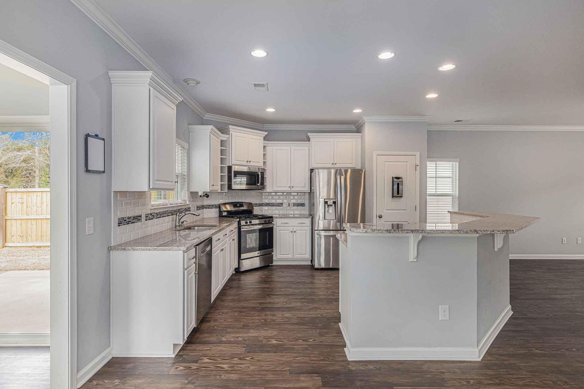 1602 Fishbone Drive Photo 8