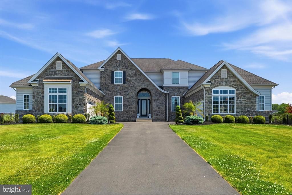 4 SHADY PINES DRIVE , WARMINSTER, PA 18974