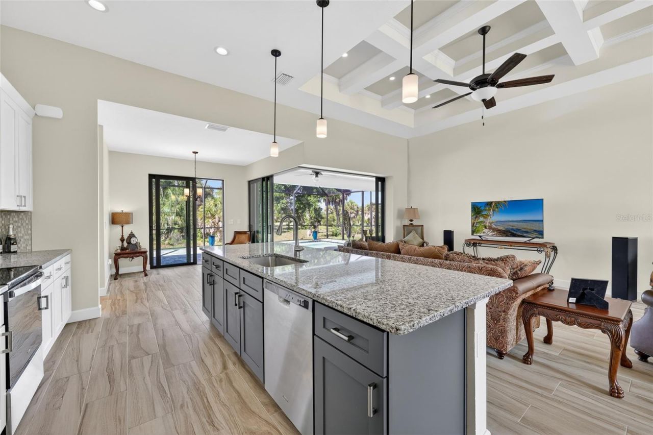 592 Rotonda Circle , Rotonda West, FL 33947 Photo