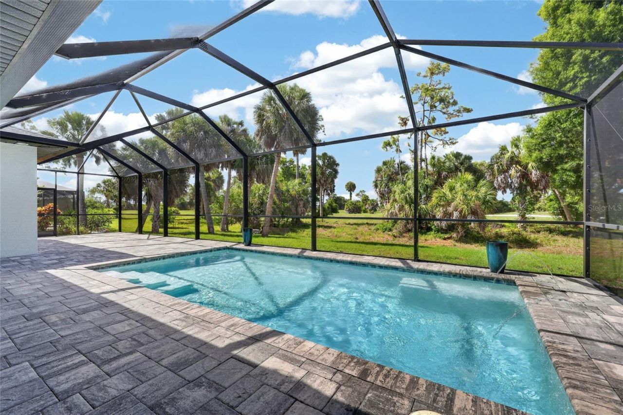 592 Rotonda Circle , Rotonda West, FL 33947 Photo