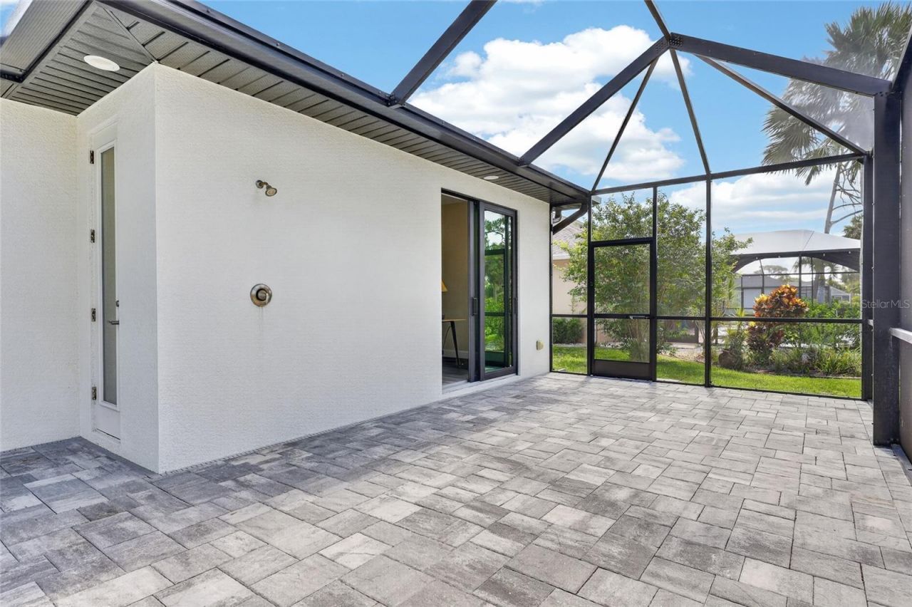 592 Rotonda Circle , Rotonda West, FL 33947 Photo