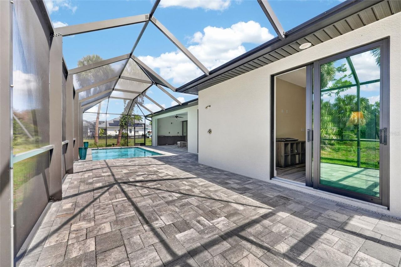 592 Rotonda Circle , Rotonda West, FL 33947 Photo