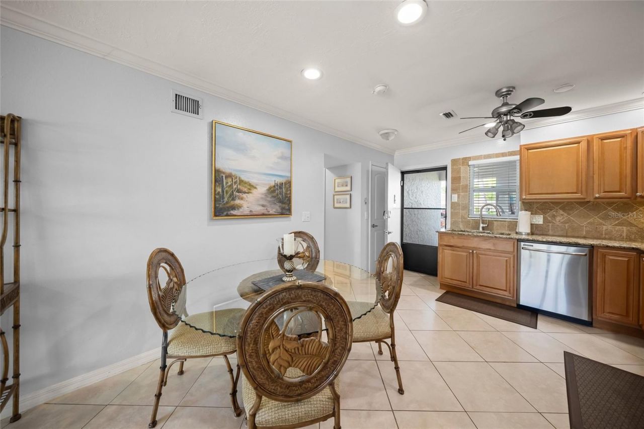 5619 Midnight Pass Road, Unit 503, Sarasota, FL 34242 Photo