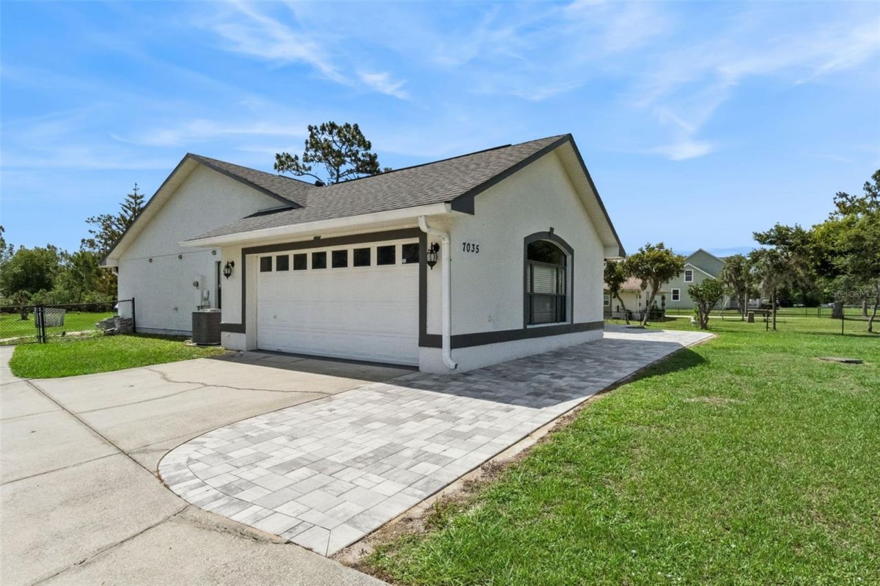 7035 Big Bend Drive, Saint Cloud, FL 34771 Photo