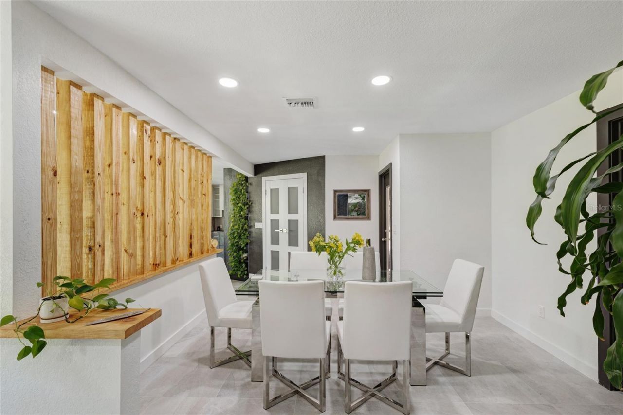 511 Lake Miriam Drive, Lakeland, FL 33813 Photo