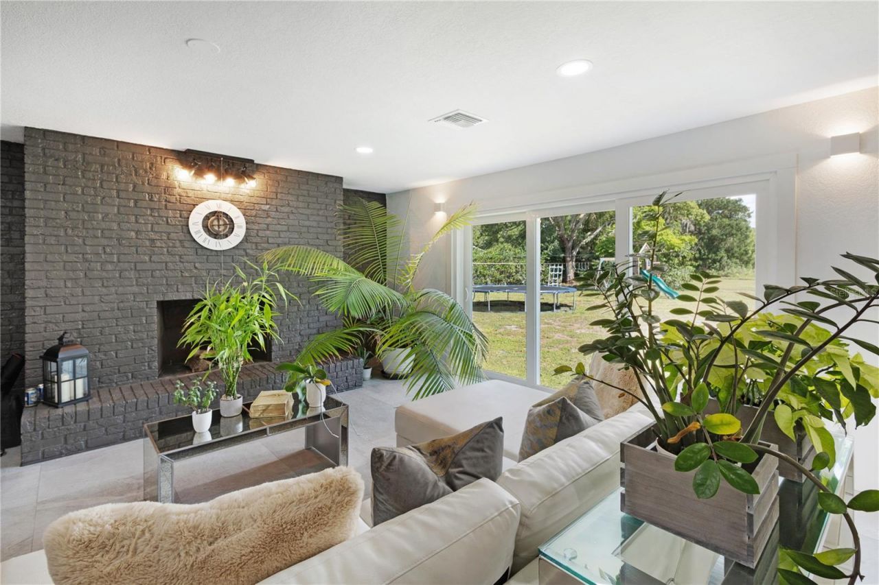 511 Lake Miriam Drive, Lakeland, FL 33813 Photo