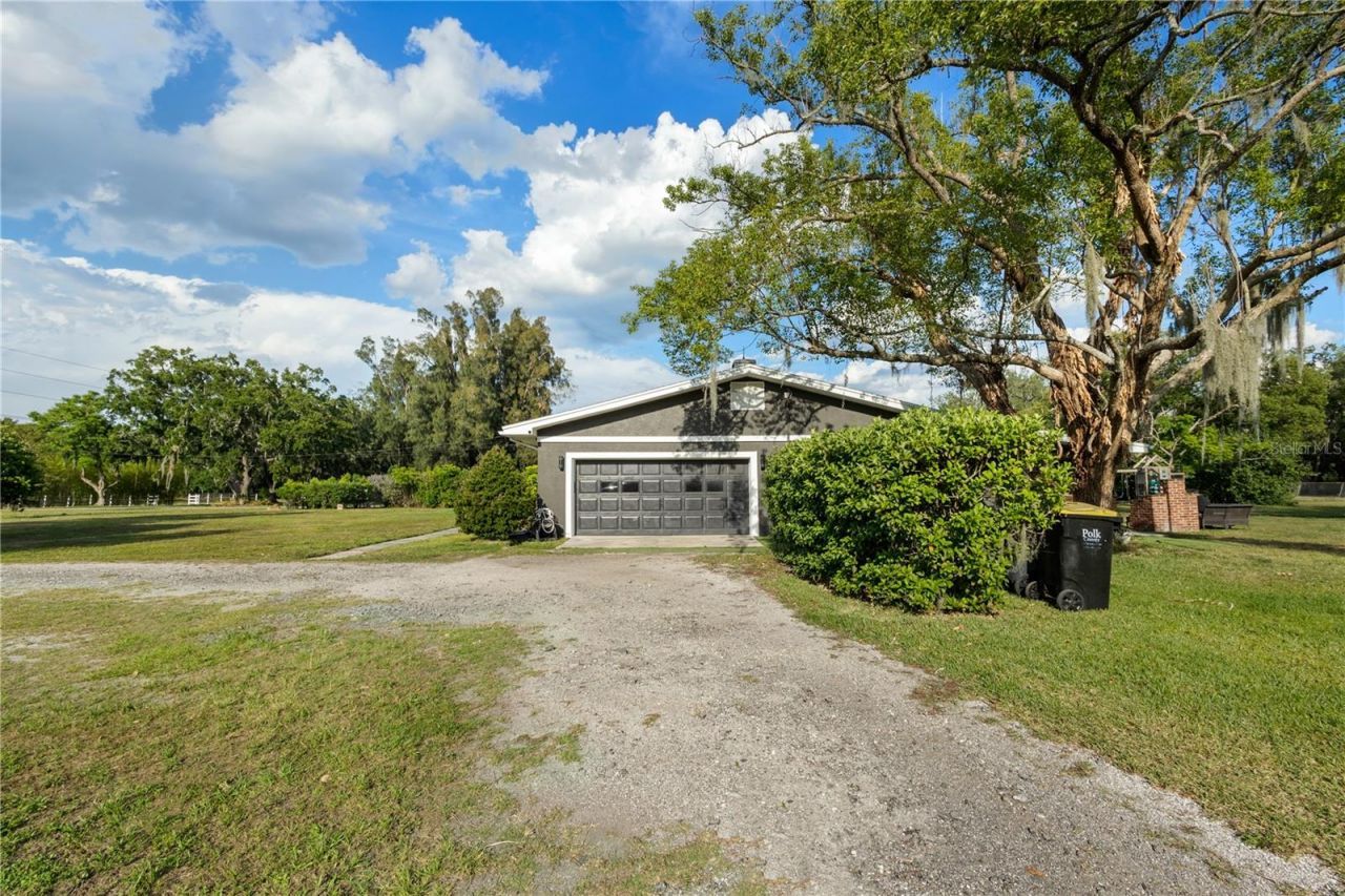 511 Lake Miriam Drive, Lakeland, FL 33813 Photo