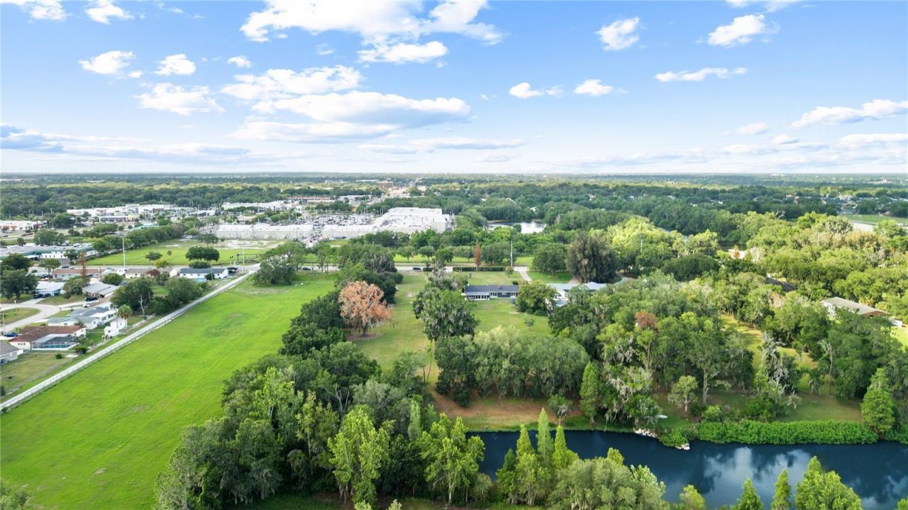 511 Lake Miriam Drive, Lakeland, FL 33813 Photo