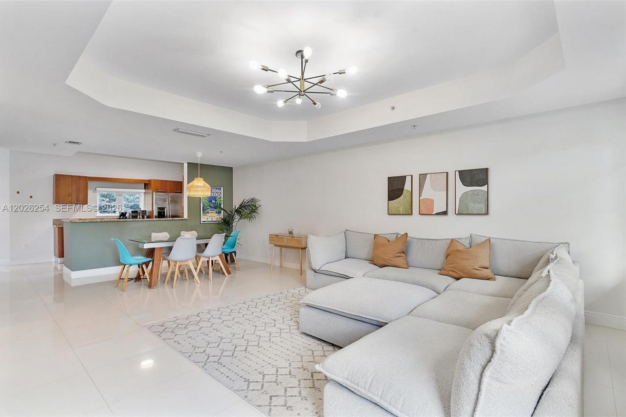 2704 NE 184th Ter, Aventura, FL 33160 Photo