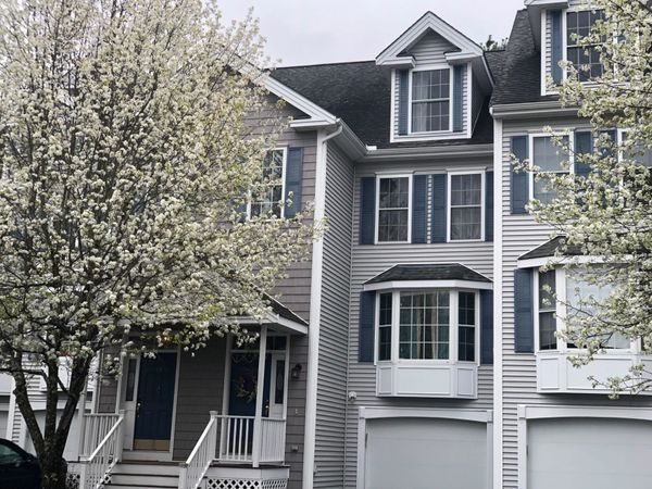 66 Georgetown Drive, Nashua, NH 03062