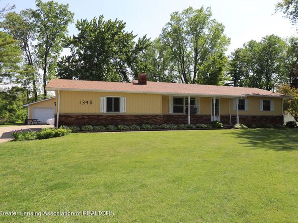 1345 W Stoll Road, DeWitt, MI 48820