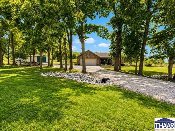 8757 Greencastle Road, Terre Haute, IN 47805