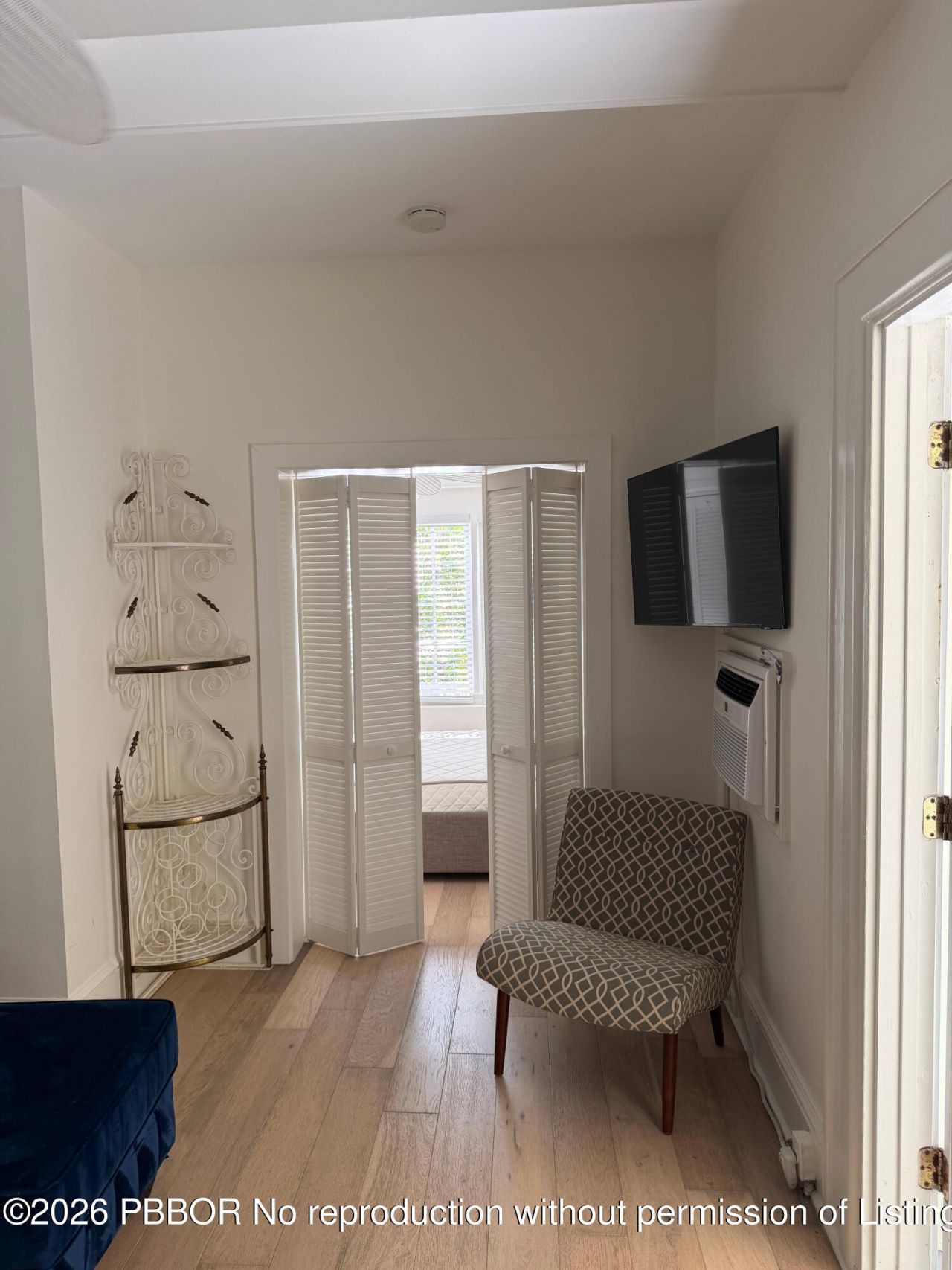 301 Chilean Avenue, Unit 8, Palm Beach, FL 33480 Photo