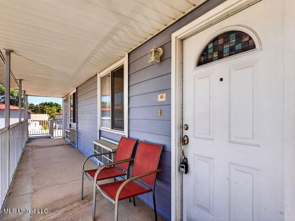 1664 Beach Boulevard, Biloxi, MS 39531