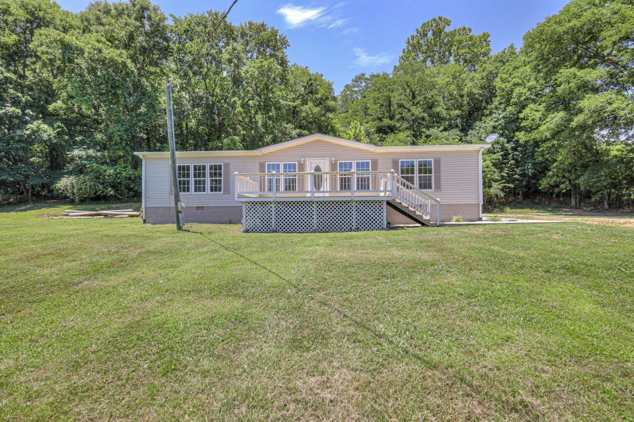 4002 Rippey Lake Rd, Mount Pleasant, TN 38474 Main Photo
