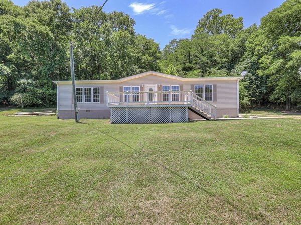 4002 Rippey Lake Rd , Mount Pleasant, TN 38474