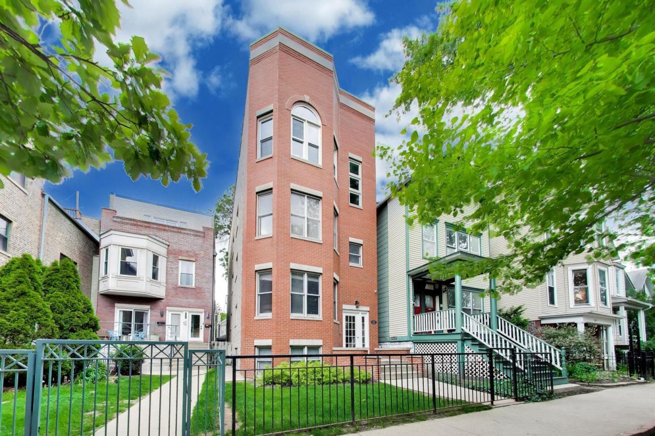 3051 N Clifton Avenue, Unit 2, Chicago, IL 60657 Main Photo