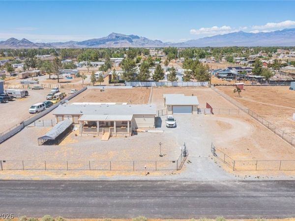 3200 Maple Road , Pahrump, NV 89048