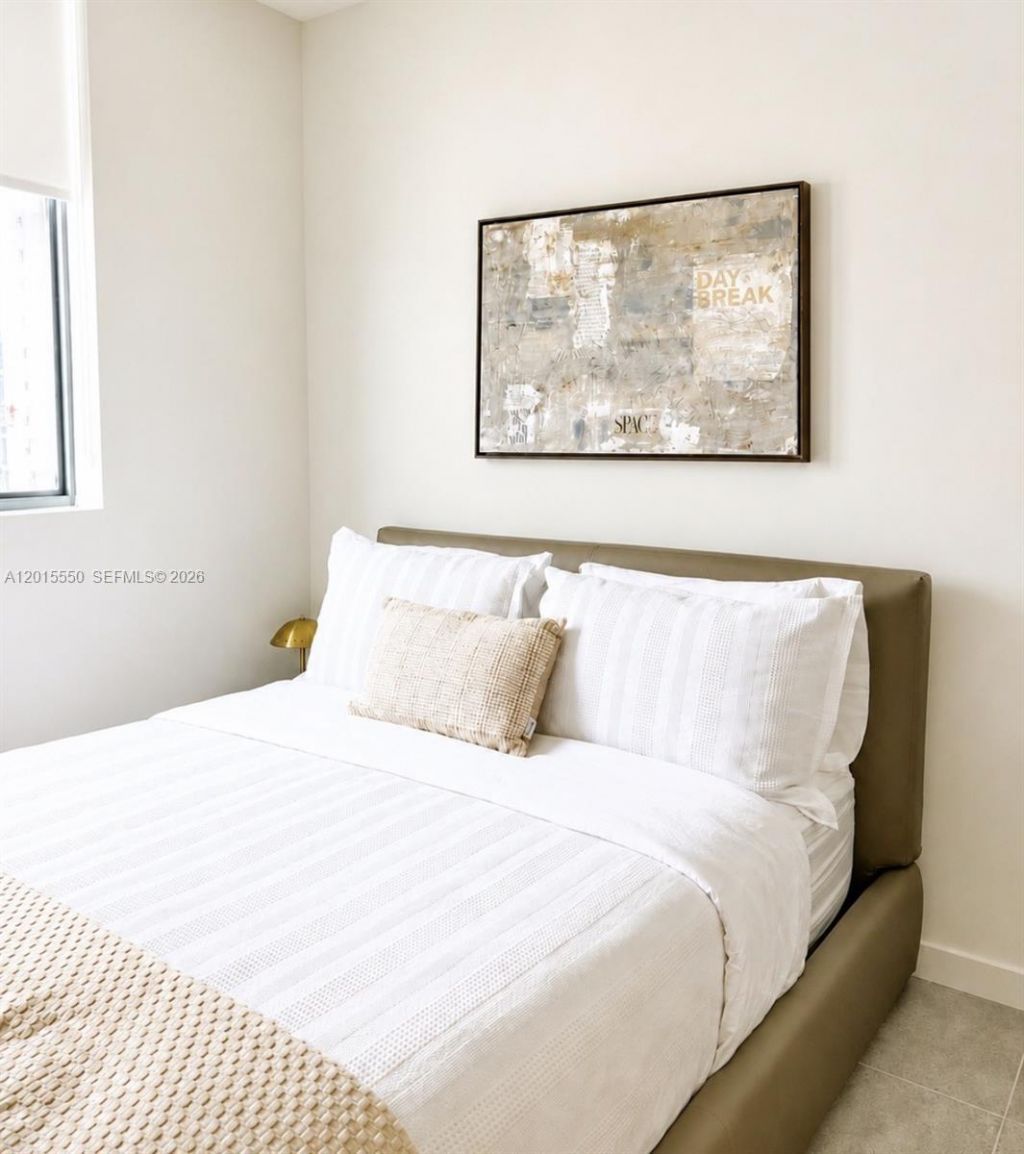 121 NE 5th St , Unit 2705, Miami, FL 33132 Photo