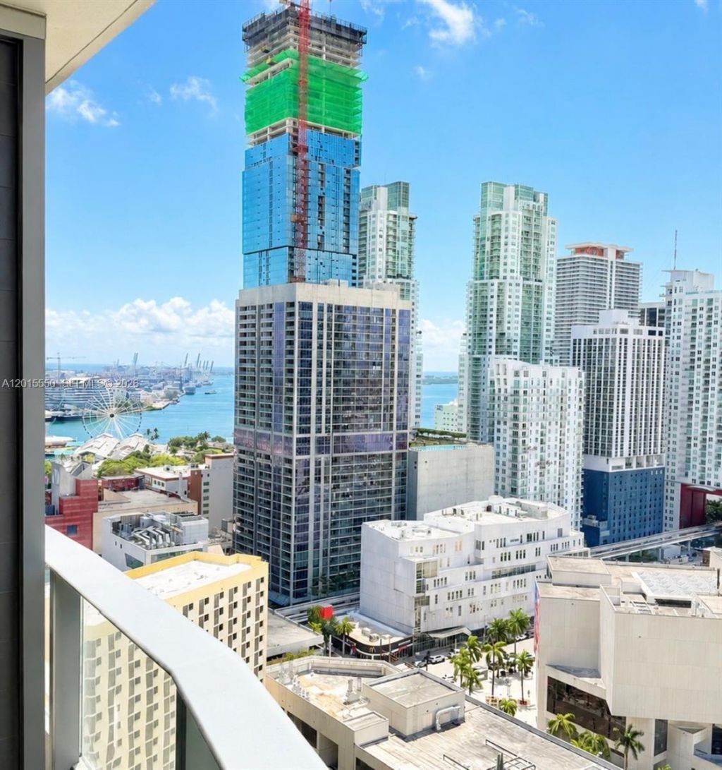 121 NE 5th St , Unit 2705, Miami, FL 33132 Photo