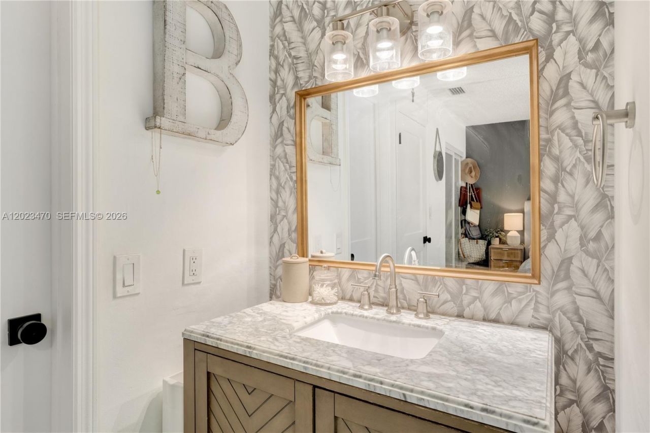 3214 W Trade Ave , Unit III-5, Miami, FL 33133 Photo