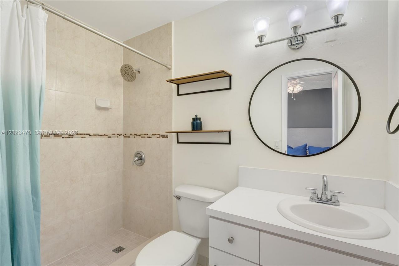 3214 W Trade Ave , Unit III-5, Miami, FL 33133 Photo