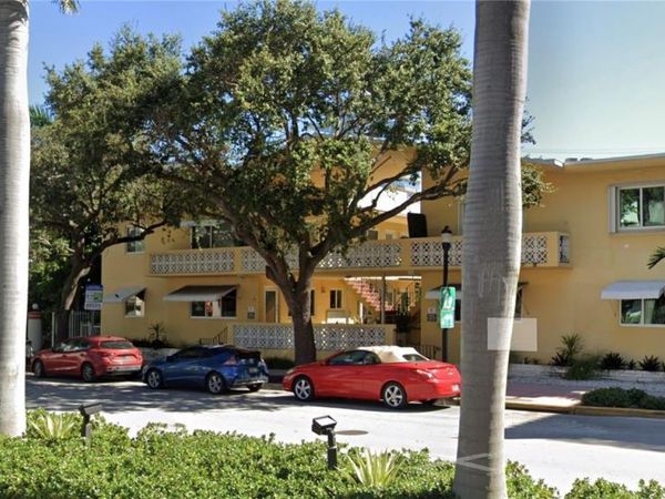 65 Washington Ave, Unit 2, Miami Beach, FL 33139