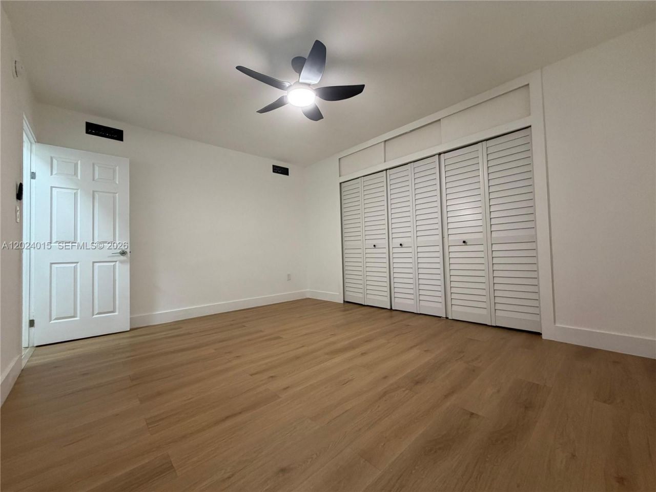 65 Washington Ave, Unit 2, Miami Beach, FL 33139 Photo