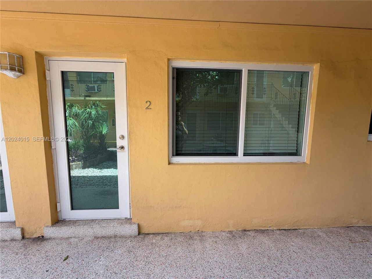 65 Washington Ave, Unit 2, Miami Beach, FL 33139 Photo